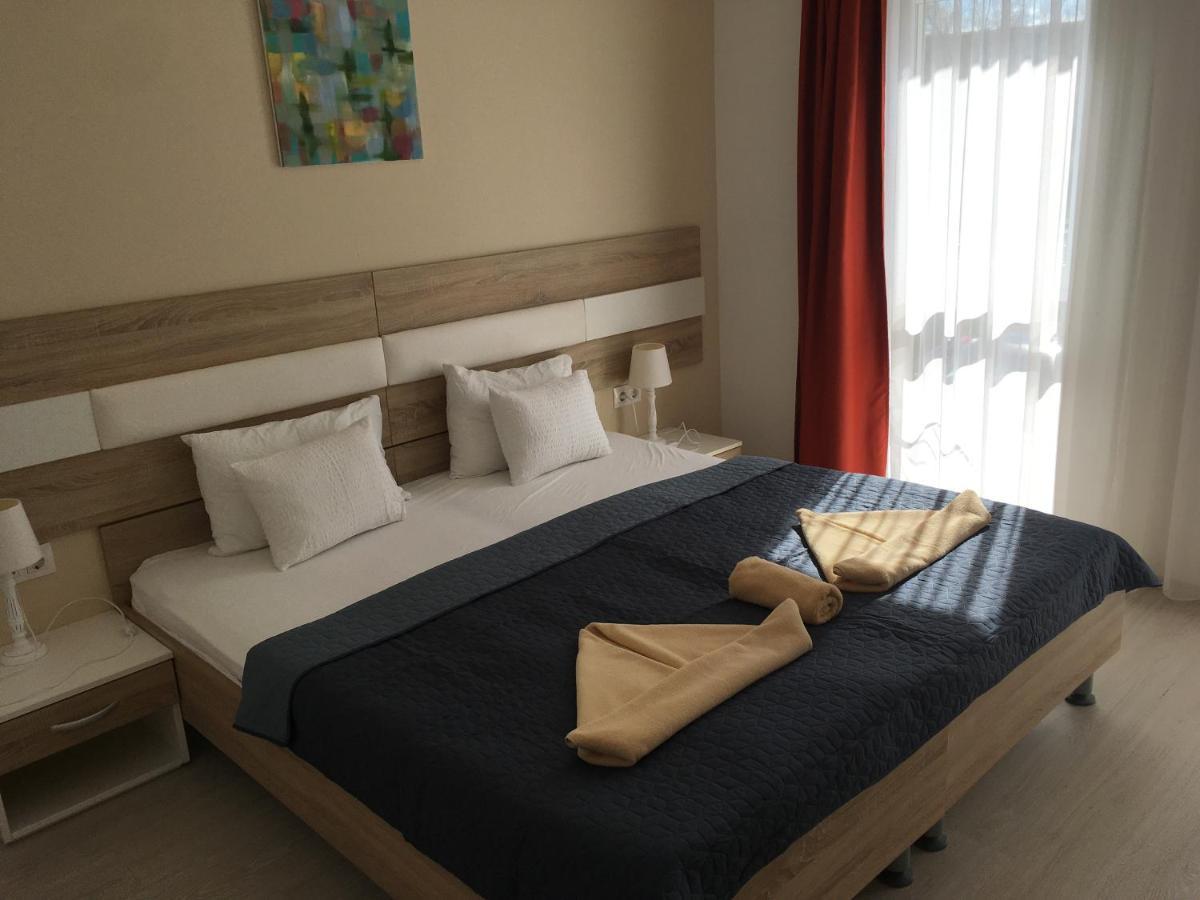 Hotel Pallone Balatonfüred Esterno foto
