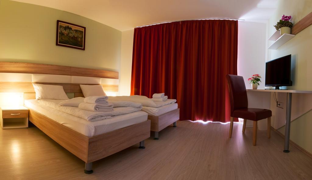 Hotel Pallone Balatonfüred Camera foto